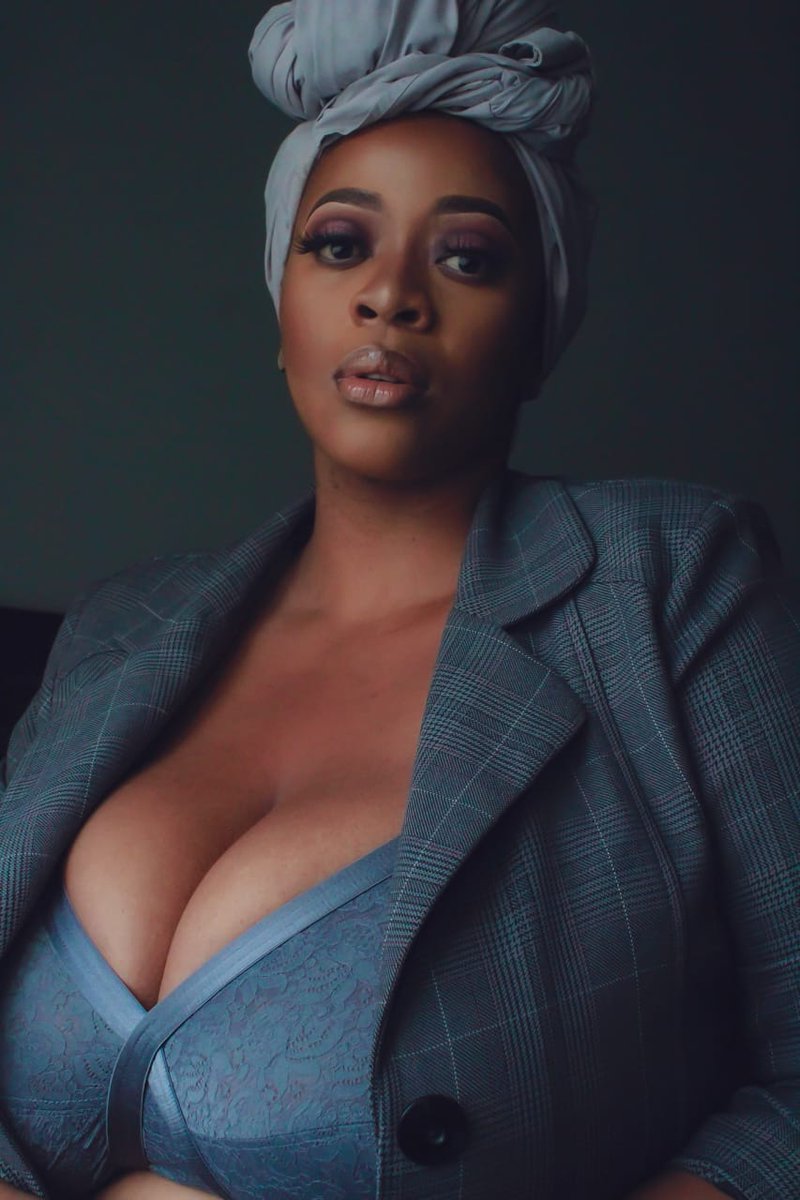 liisa_za's tweet photo. “Success is liking yourself, liking what you do, and liking how you do it.”
- Maya Angelou 

Photographer: @XplaindefiedPictorial
Model: @Thick_Jar
Makeup: @TouchedByGina https://t.co/Fn4P27LOb1