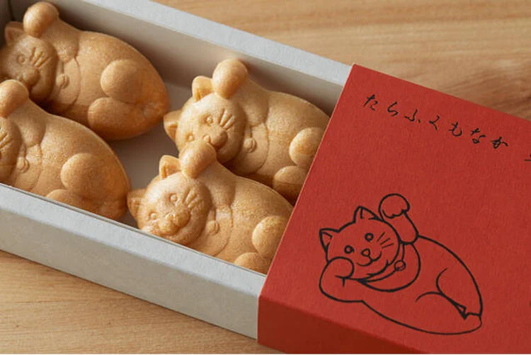 錦糸町の和菓子や「白樺」ねこのもなかがかわいすぎて食べるのがもったいない