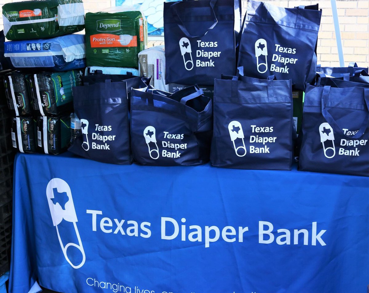 TXDIAPERBANK's tweet photo. @CathCharitiesSA’s Food from the Heart event was a success last night! It was a blessing to be a part of this and coming together as a community for a common goal. ❤️ #CCSAAlwaysserving #TXDB #Community #SanAntonio #EndDiaperNeed #EveryBabyDeservesAChange https://t.co/agJ7Qe7Loz