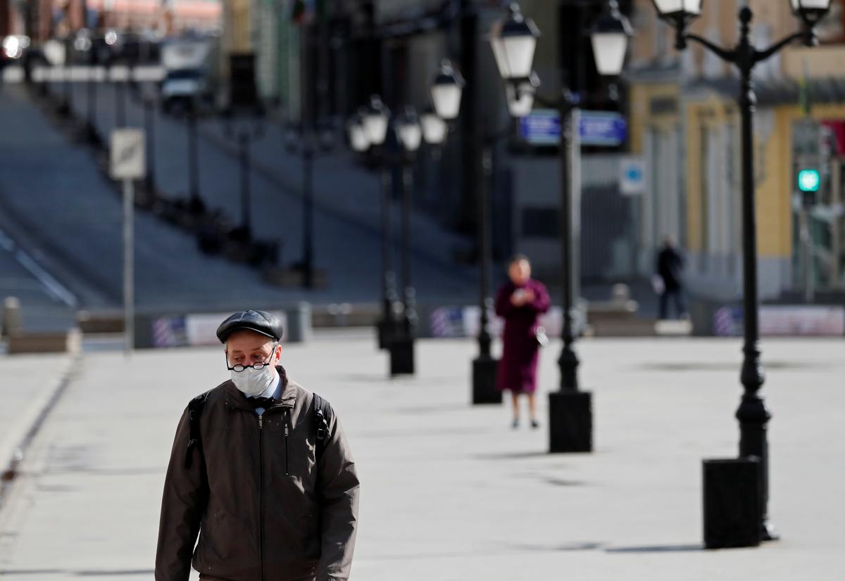 br8kbarriers's tweet photo. Kremlin warns of huge influx of Moscow patients as coronavirus toll climbs https://t.co/oTaYoe2P5l https://t.co/kGzvzcLde7