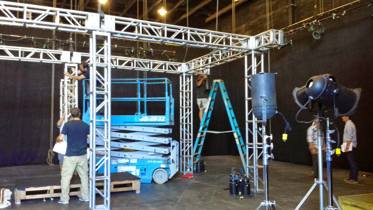 Our gigantic set build. 🛠️

#animation #animations #animationart #animator #animate
#video #videoedits #videography #videoshow #videographer #videos #videomaker #videoproduction #videostory #videoedit #videoediting #videomaking #videomarketing #promovideo