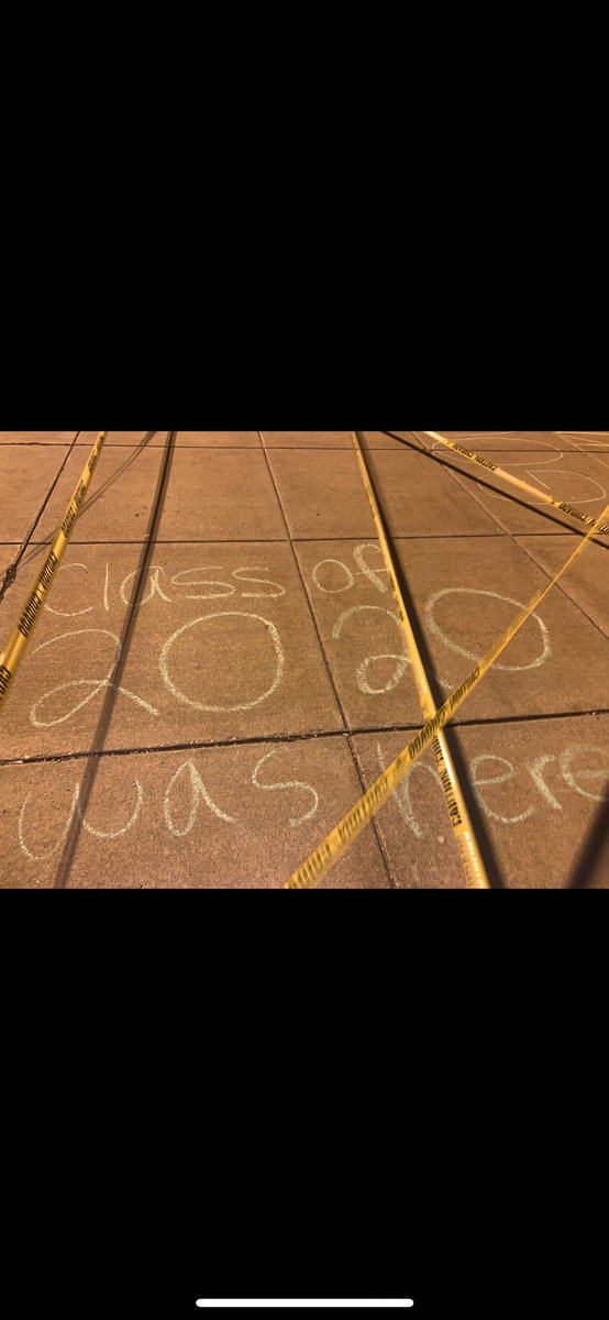 MSeniorprank's tweet photo. https://t.co/W4oFdmc38o