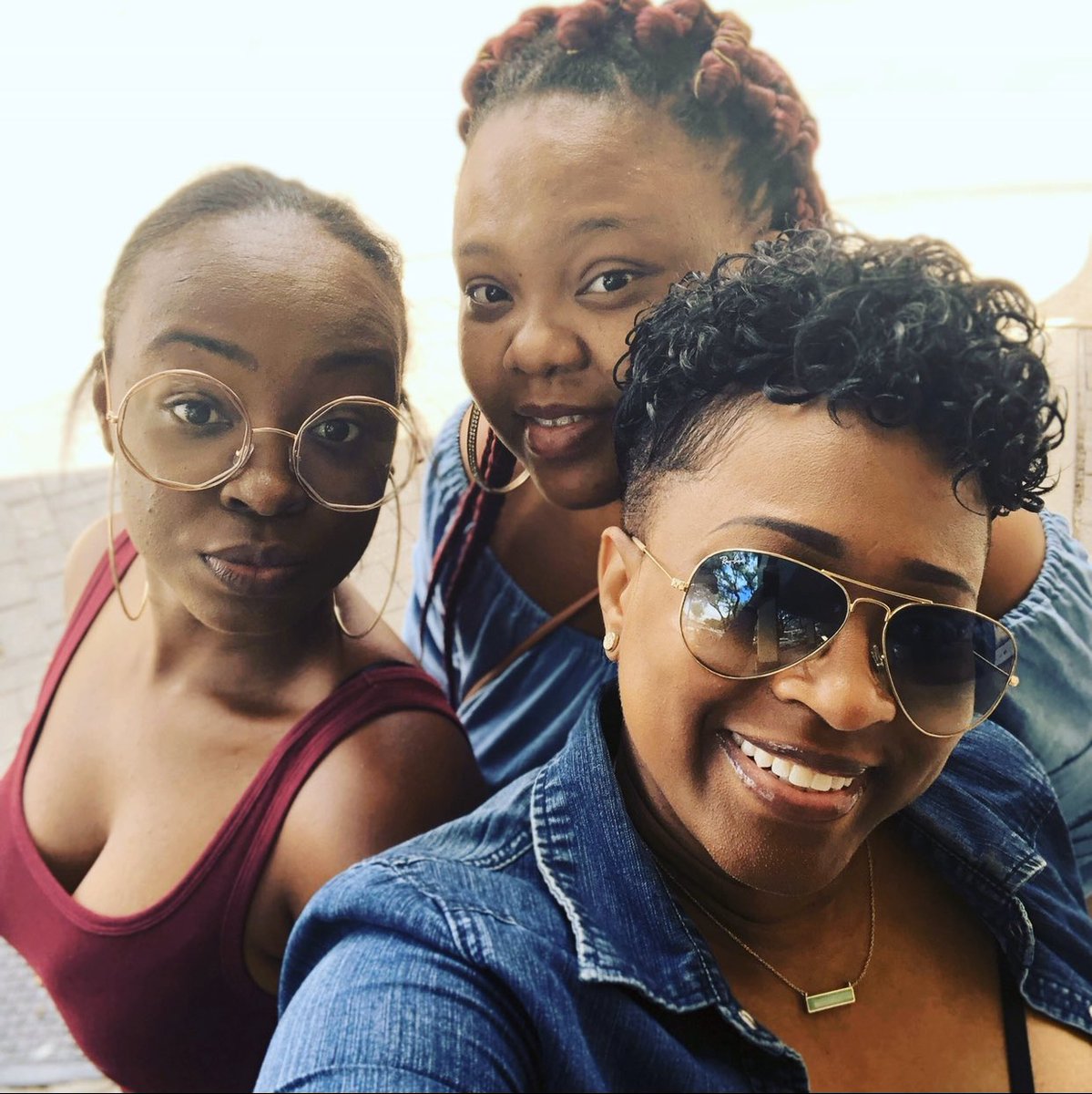 Shout out to my sisters during nurse week!! Thank you for your constant dedication on a daily basis.......love you with all my heart and soul!!! ❤️❤️❤️