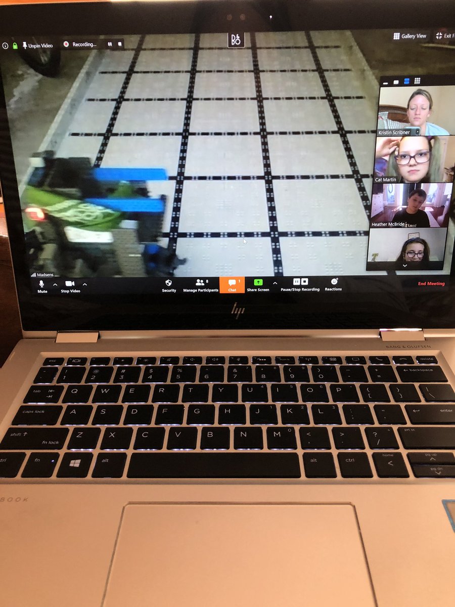 Mrs_K_Scrib's tweet photo. @ABETerrapins Robotics Team meeting again for our Coding Challenge #3! Iβm so impressed by these kids! #robotics #technoturtles https://t.co/nkWN7prkv5