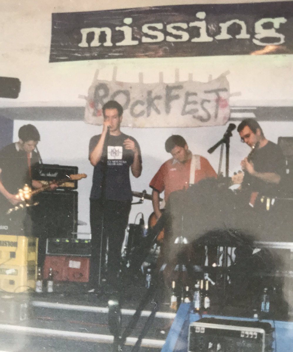 peepsintofairy1's tweet photo. In October 1999 Peeps played at the Missing Records Rockfest, the only time Peeps played at an in-store! #peepsintofairyland #missingrecords #rockfest99 #glasgow #gig #instore #wellingtonstreet https://t.co/jeNwtZA857