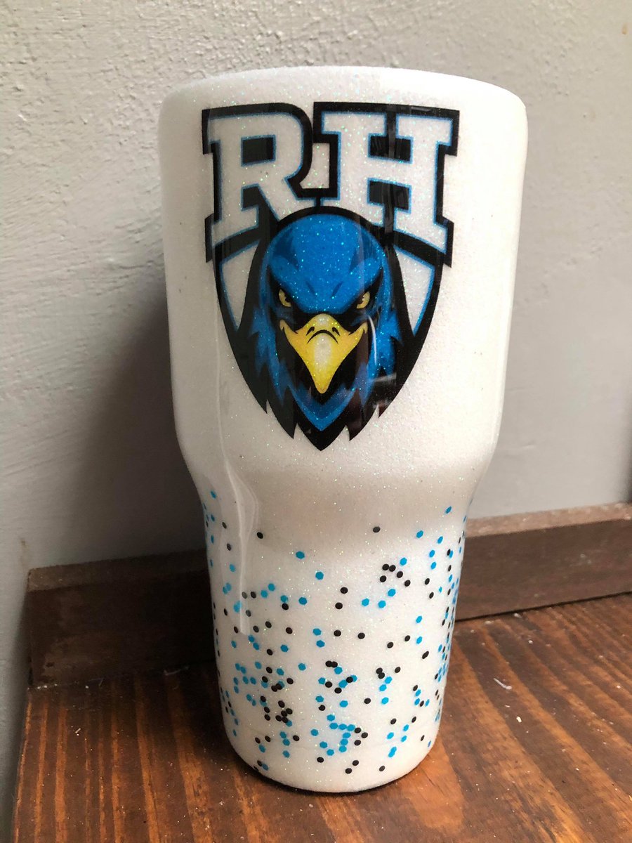 KendraBLee's tweet photo. SO IN LOVE! 🥰 Thank you Laura Morgan @L_May19 🥳🎉 Comment below if you want one too! @RockHillHS @RockHillHSCheer https://t.co/eo8IlFiOra