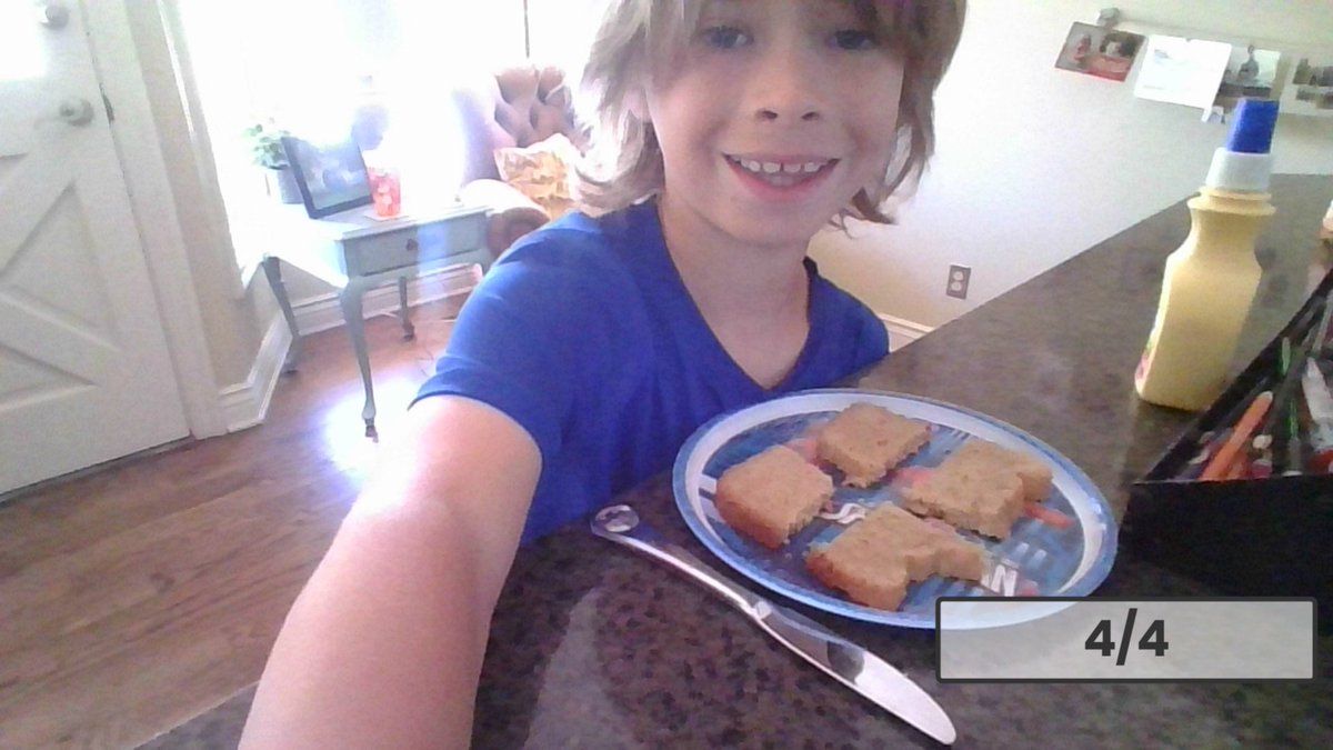Hachen2nd's tweet photo. Loving these yummy fractions!! Students sharing their snack in fractions on @Seesaw #2ndchat #fractionsinaction #growCES https://t.co/TvR3XleUld