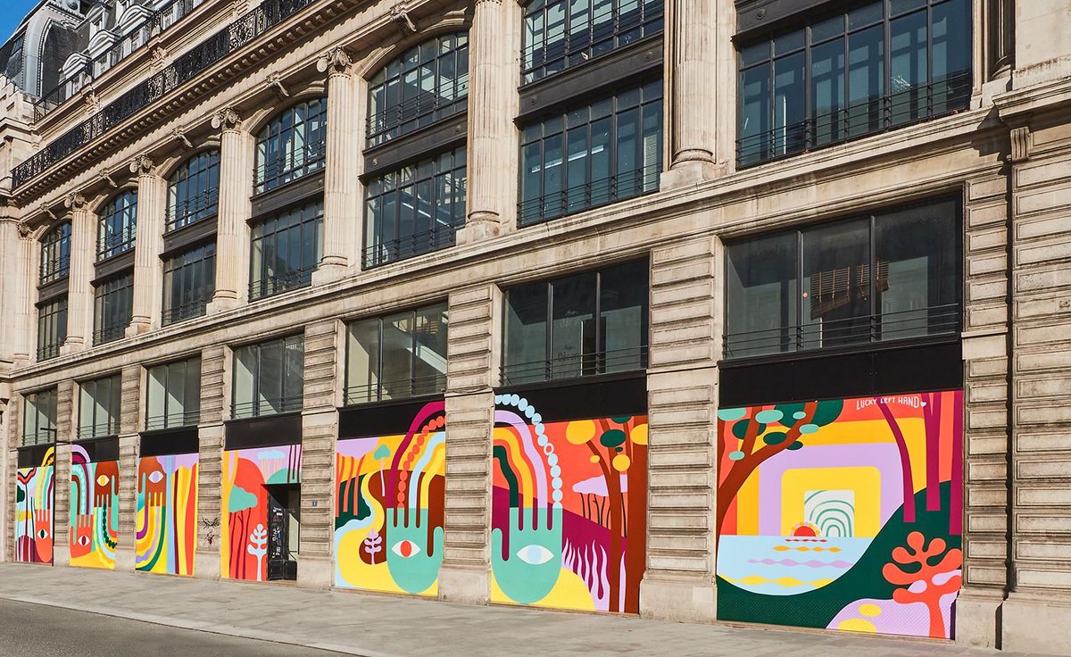 ParisArtDeVivre's tweet photo. Style findings: @LouisVuitton and #Luckylefthand’s uplifting #Paris mural 🎨https://t.co/6sH79jdZgC via @wallpapermag
#Parisian #contemporaryart https://t.co/QdJ4tu0Qzx