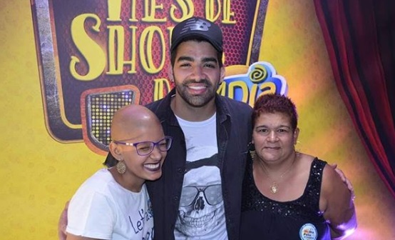 CasaRonaldRJ's tweet photo. @DilsinhoOficial bate a audiência de quase meio milhão de pessoas em sua https://t.co/q2C7OkooUr #live #dilsinho #liveinhouse @brunodeluca https://t.co/XcgFBRtjyD