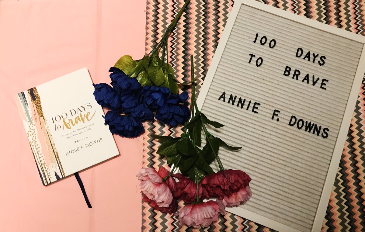 kasylongauthor's tweet photo. This week on the blog: I reflect on my experience reading and journaling through Annie F. Downs' daily devotional book, "100 Days to Brave." Read on! https://t.co/067vgrWIQx #100daystobrave #anniefdowns #devotions #faith #faithblog #religion #devotionalbook #bravery #blogging https://t.co/n229pDiich