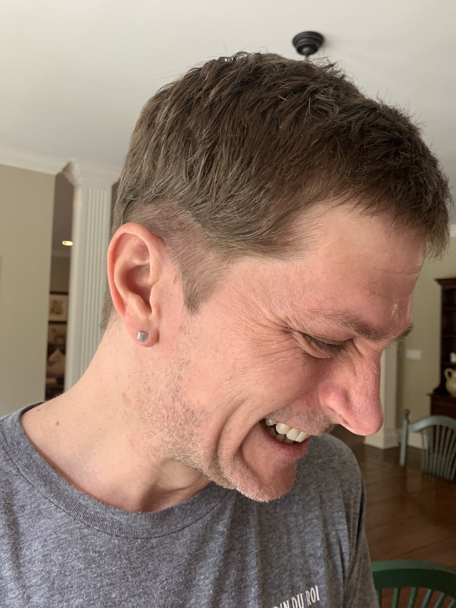 ThisIsRobThomas's tweet photo. No matter what anyone tells you do NOT try to cut your own hair. To be fair, no one told me it was a good idea. #Quarantine #DIY https://t.co/vVyDpZtLuR