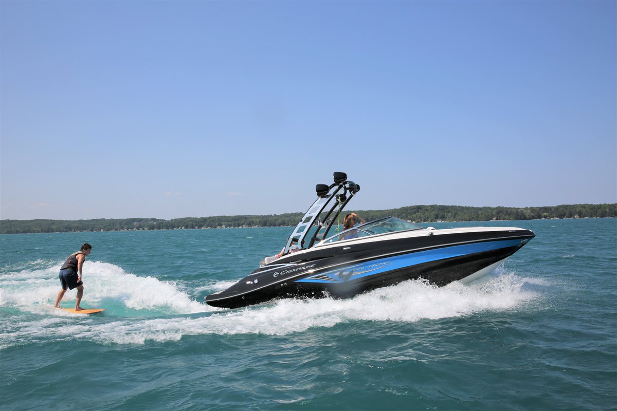 The Crownline E235 Surf is designed for performance and suitability....epic surf waves, no ocean required!