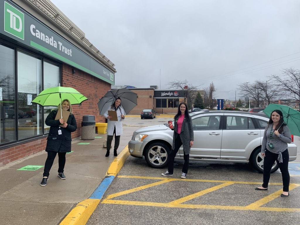 at mapleview we can show you how you can wait in your car instead of the rain with mobile check in! <a href="/TD_Canada/">TD (Canada)</a> @ShaunB_TD <a href="/TaraLynnH_TD/">Tara-Lynn Hughes</a>