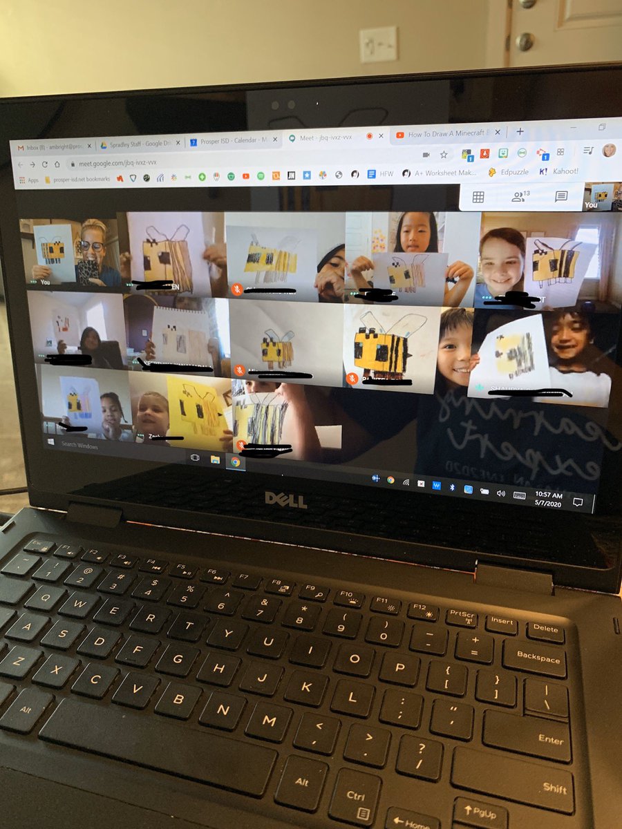 MsBrightTeaches's tweet photo. We did a directed drawing of a Minecraft Bee today for our class meeting! It was so fun and their drawings turned out sooooo cute! 🐝 https://t.co/6tIcUKnUV9