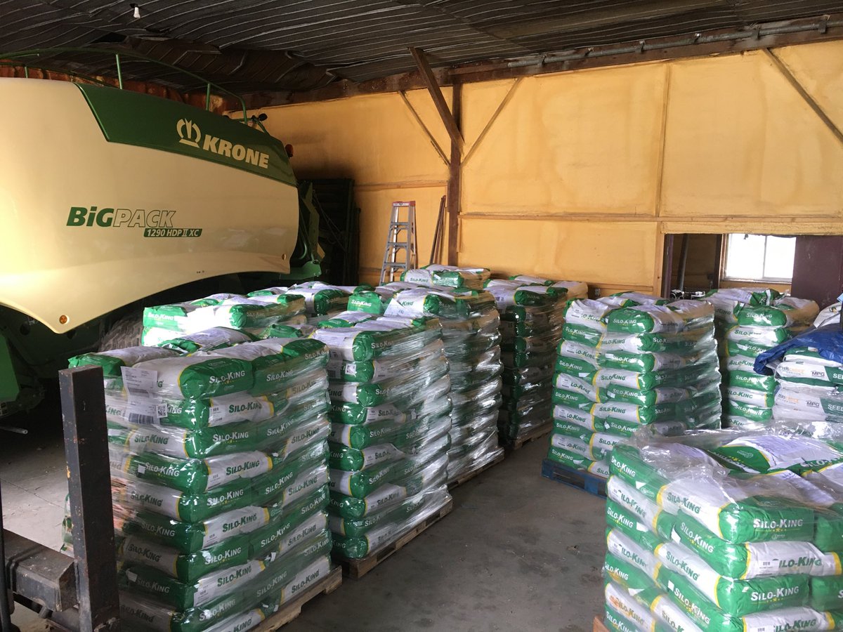 westavi's tweet photo. Spring is here, corn is planted and grass is growing. Received 2nd shipment of Silo King today. Now to start delivering. To help many farmers to make good silage better,again this year. https://t.co/SbWpC29z6r