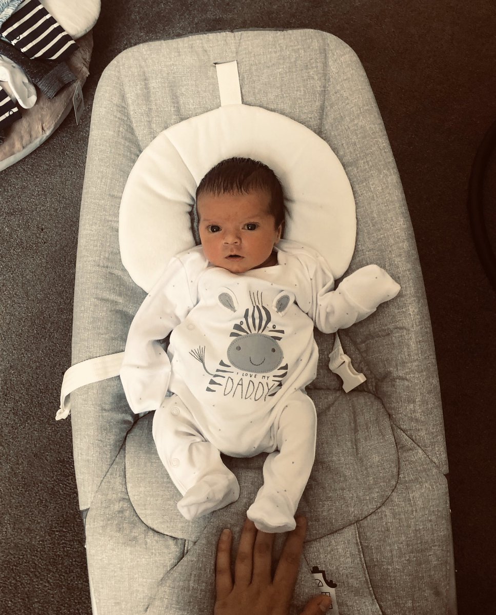 JLMountain's tweet photo. A week after entering this strange world and my little lad makes me even happier every day! Love ya Ronnie boy! ❤️ https://t.co/ooiUG2H7kz