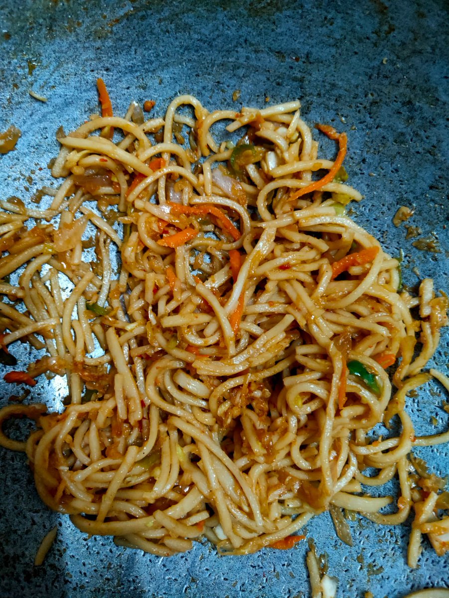 MarinaCarrr's tweet photo. Thanks to Guruji starting the #letmencook day & watching Aakash @aaki_sky cook was really inspiring 🙏❤😘🤗
Never thought cooking would be so much fun & dishes turn out so good! Made momos today for mom & the happiness was unimaginable! 😘❤
Chowmein made by Sky 🤗🤗🤗 https://t.co/6r6jOYdelI