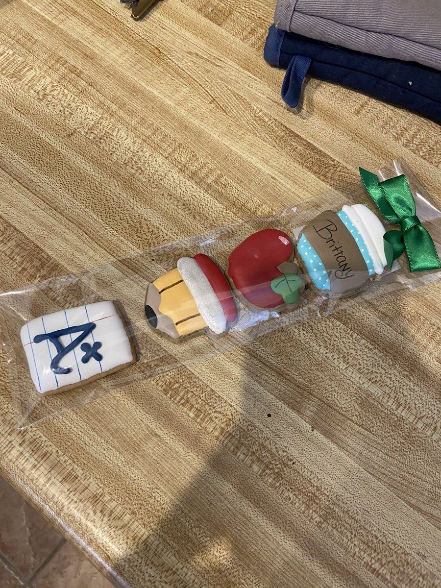 Brittany Bertolini tweet media