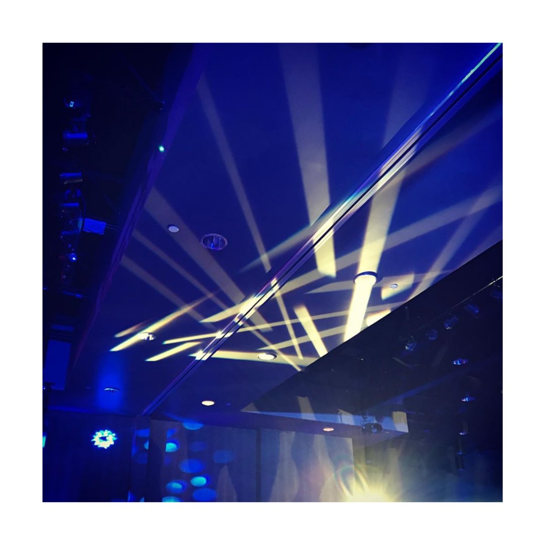 EventCoreYYC's tweet photo. lip the light switch off and let our our lighting take over. 🔦 We can't wait for nights like these! @hitechyyc #lightingdesing #yyclighting #yycevents https://t.co/qr0IgdMFvk