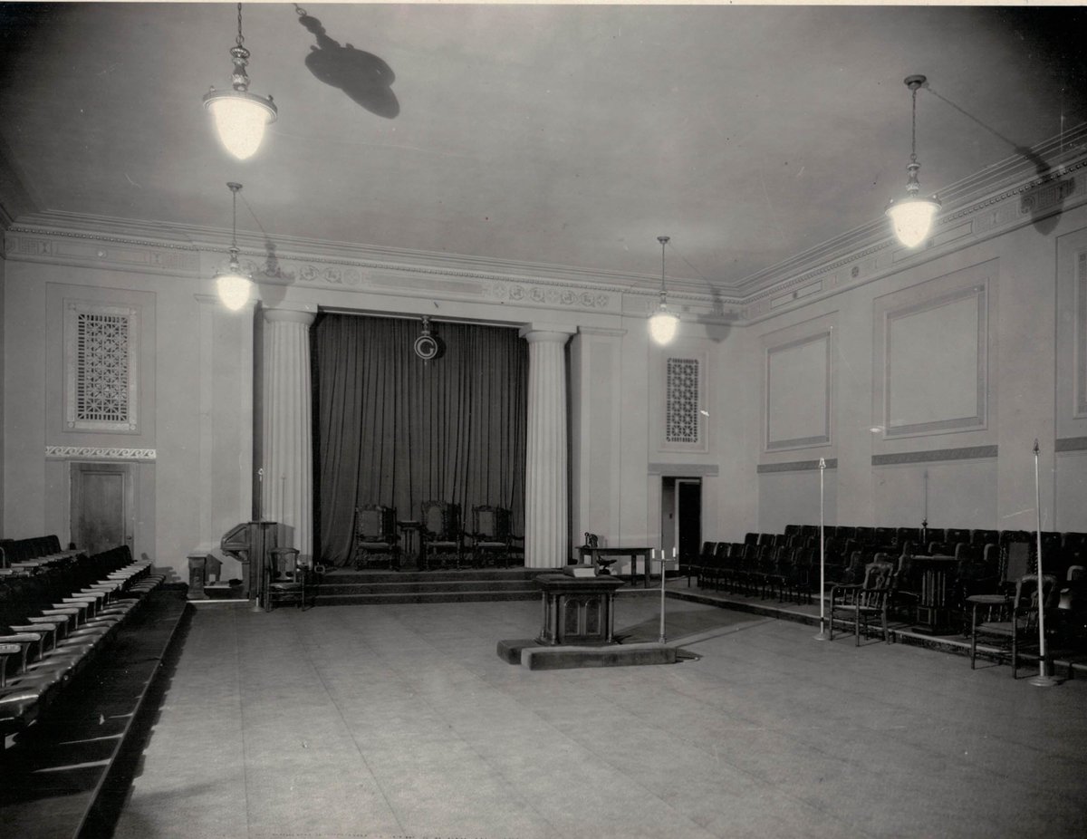 WMC301's tweet photo. Throwback Thursday! #ThrowbackThursday  #madison #History https://t.co/GefD0sJeWY