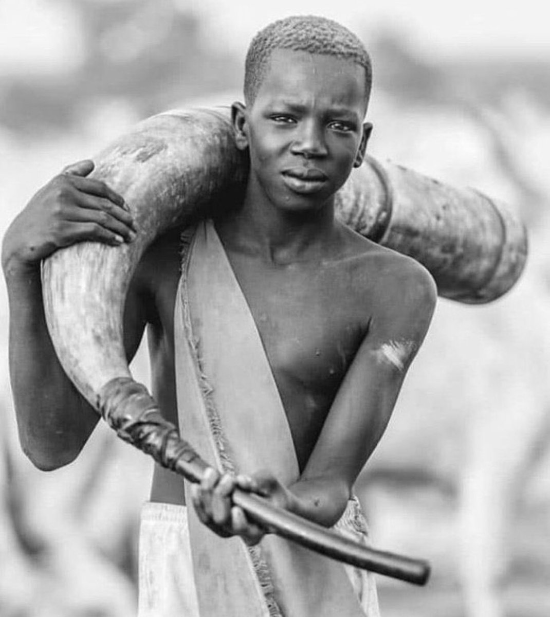 HousenMushema's tweet photo. Awo wengambiira nti Mashallah. Futali ewomye.
#mynewnormal #ThatguyinUg https://t.co/7IpM0GGzmb