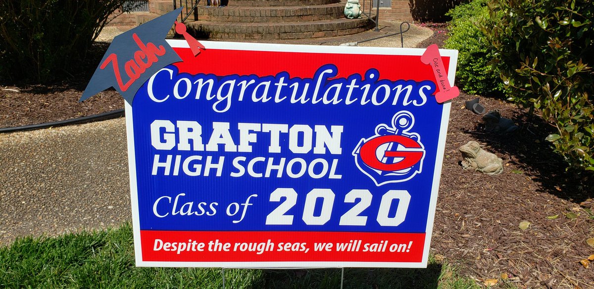 LavonneSturm's tweet photo. Thank you @ClippersGrafton for recognizing the class of 2020 with fabulous yard signs ⚓🎓❤️ What a way to warm a mother's heart and bring a smile to a class of 2020 graduate. #VMIbound https://t.co/pETgSs1w93