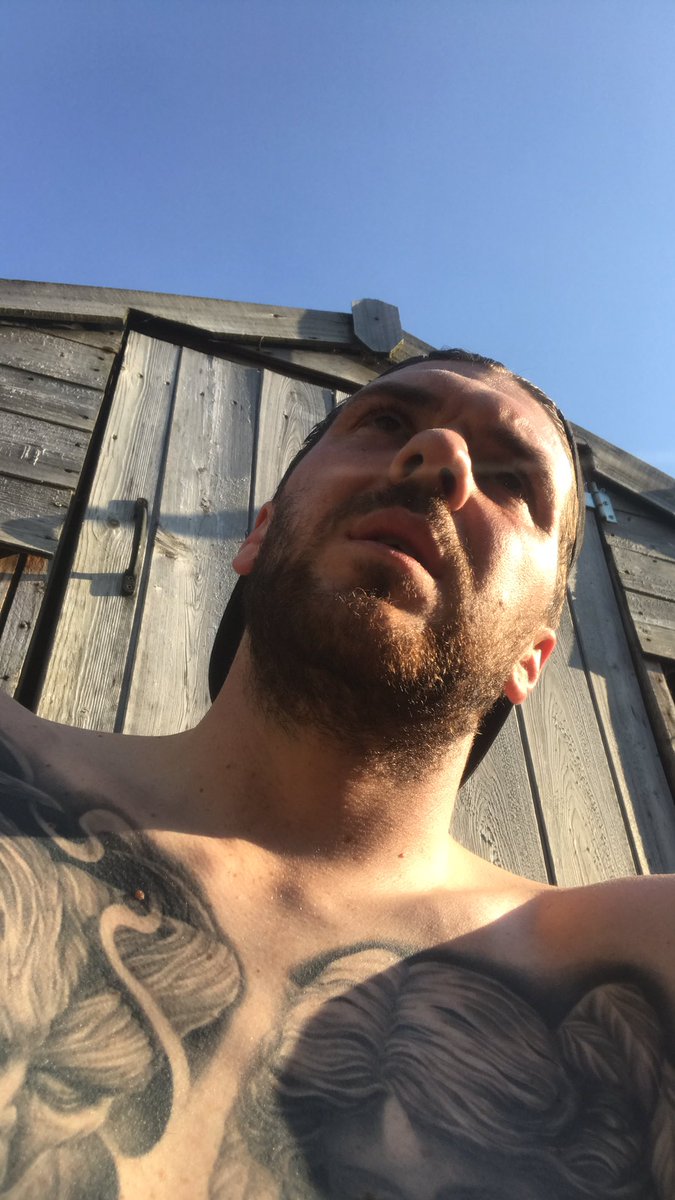 I have been for a jog. I repeat I have been for a jog. Getting fit for when footie is back. When ever that will be. @Jimmy_Dean666 when should sign mate 👀