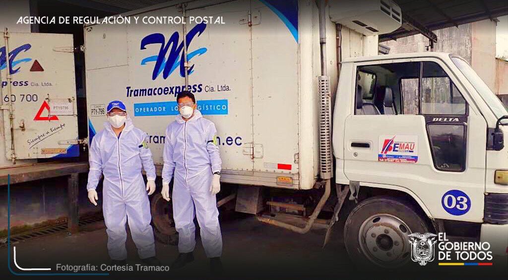 ArcpostalEC's tweet photo. Continúan las inspecciones a operadores postales. En esta ocasión, la #ARCPostal visitó las instalaciones de @Tramaco_Express para verificar el estricto cumplimiento de normas de bioseguridad durante la emergencia por el #Covid_19.
#ServicioPostalSeguro https://t.co/8Vn07iYbg8