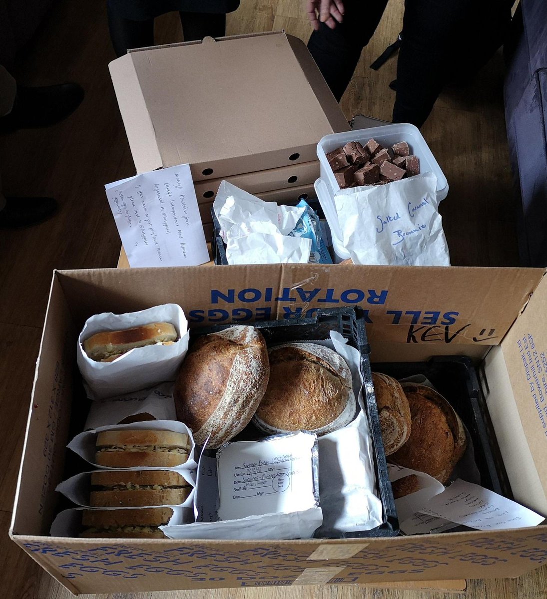 HungryCityHippy's tweet photo. Need your faith in humanity restored?
Have a listen to #HankCardiff Ep8: @mattappleby & I chat to Kev (@Holy_Yolks) & @kasimali23 (@waterlootea @FeedTheHeath) about the incredible effort by local indies to feed NHS workers in South Wales #GoodFoodCardiff
https://t.co/fmP12EhXJg https://t.co/J7WGbqyRmG