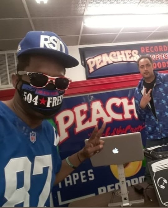 504_Fresh's tweet photo. #ThrowBackThursday Mix with DJ @Rajsmoove #THEGREATESTDJINTHEWORLD" LIVE in the Mix at @PeachesRecords Store(Uptown/Magazine Street)
via FB: https://t.co/kDRPWXT9QJ

S/O @504_team, @CurtSTAR, @DJTeeRoy @MajorMook &amp; @djAllyBEA(Crew Love!) #PeaceNBlessings! https://t.co/jGrQiNiJy8