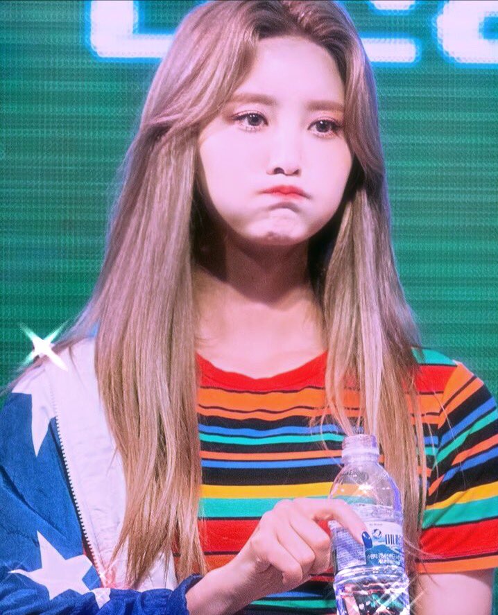 retroexidedits's tweet photo. happy birthday to our sunflower jeonghwa 🌻💛 #happyjeonghwaday #sunflowerjjongday https://t.co/vfORZ43FLF