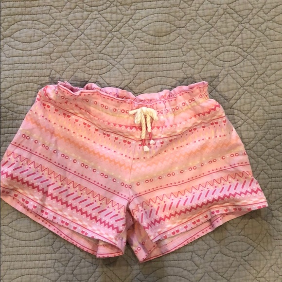 bellabasket1's tweet photo. So good I had to share! Check out all the items I'm loving on @Poshmarkapp from @Miel0630P #poshmark #fashion #style #shopmycloset #anntaylor #gocouture #thechildrensplace: https://t.co/zii8jG8bOj https://t.co/h6U3UPrD5u