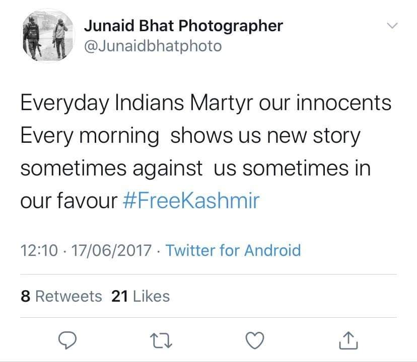 manglubilla's tweet photo. He is The Wire Photographer. See the mindset of these Anti-nationalist. They should be booked under Sedition charge. Such news channel's should be banned imidietly.
#ExposeTerrorApologists https://t.co/K6gIwxKEpu