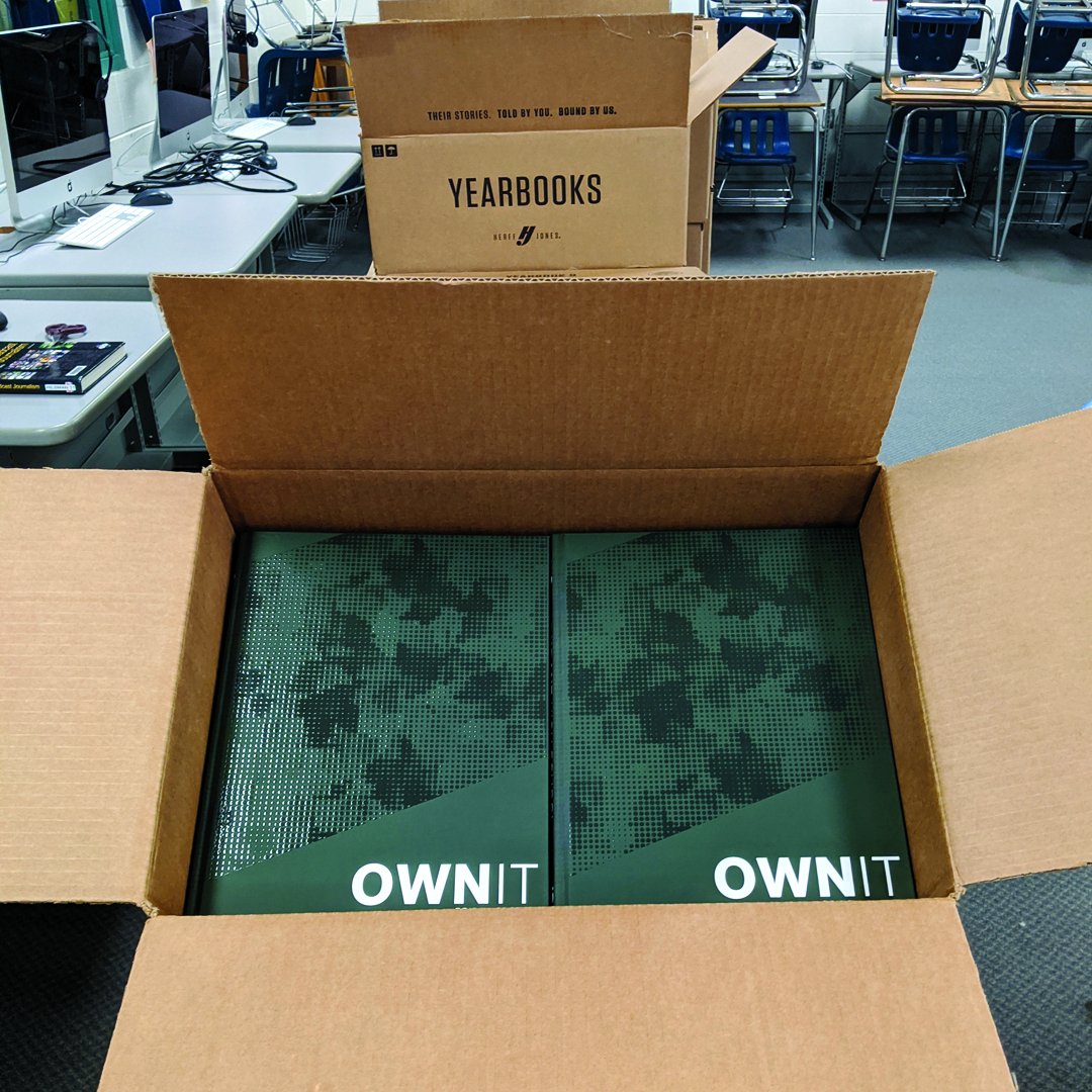 Reminder: yearbooks are being passed out to Seniors tomorrow. Underclassmen on Monday. Come during the following times based on your last name.
S-Z: 8:30 - 9:00
N-R: 9:00 - 9:30
I-M: 9:30 - 10:00
D-H: 10:00 - 10:30
A-C: 10:30 - 11:00