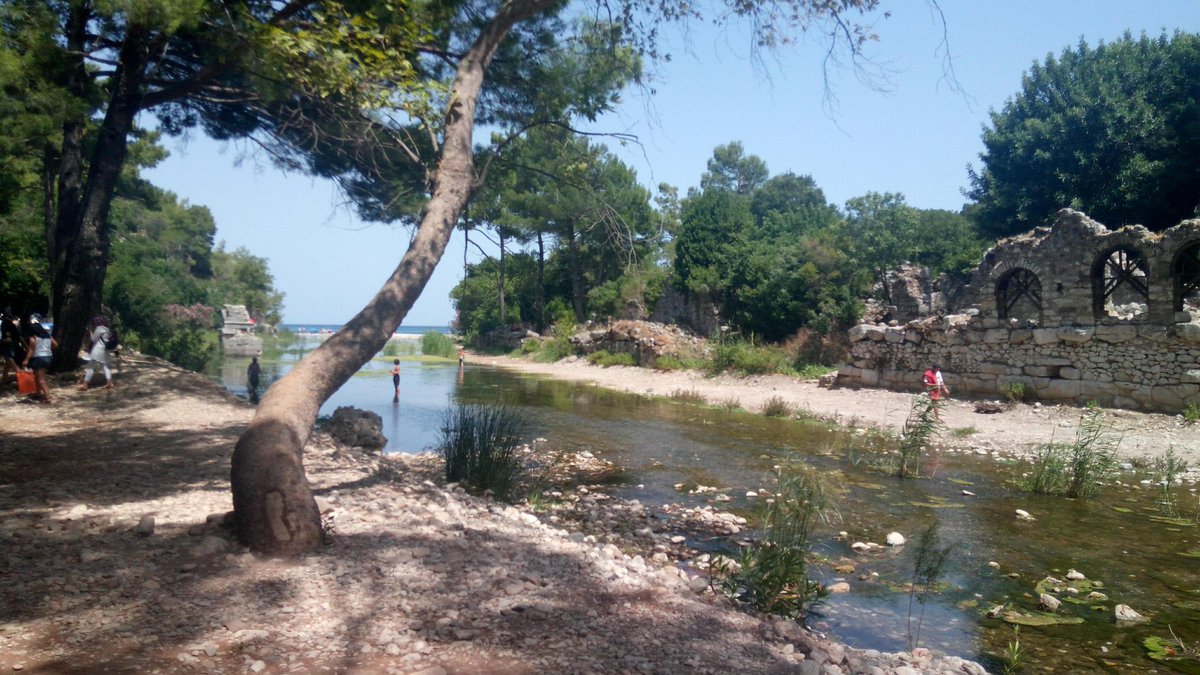 heryerkazdaglar's tweet photo. Olympos, birinci derece arkeolojik SİT alanından, üçüncü derece arkeolojik SİT alanına çevrilip yapılaşmaya açılmak isteniyor!

Doğamıza dokunmaktan, talan projelerinizden vazgeçin! 
#OlymposaDokunma https://t.co/Of966dFysK