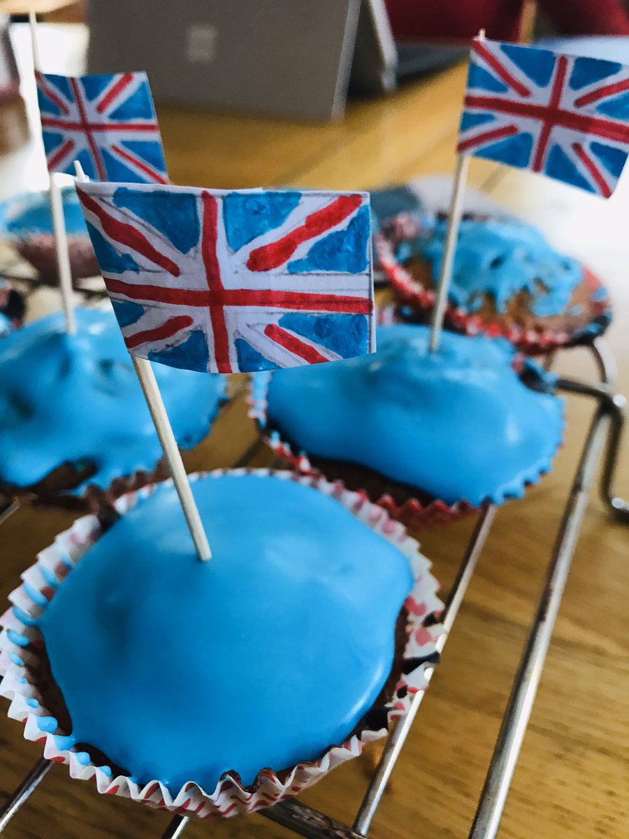 emhazell82's tweet photo. Instead of bunting we made these - VE Day cakes complete with home-made flags #TPYear1 #TPYear5 @TickfordPark https://t.co/aM4m7DfaZT