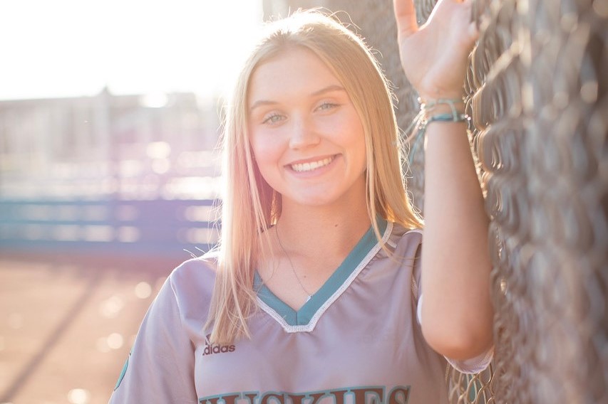 Sheldon_HS's tweet photo. Sheldon Softball Senior Spotlight: Kiannah Pierce
Coach Truesdale would like to thank Kiwi for being a great leader! #team23 #leavealegacy #HuskyNation https://t.co/RsTJMvxW9Y