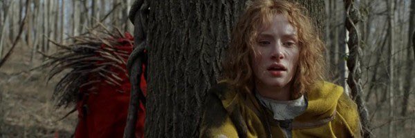 11 - Le Village (2004) M. Night ShyamalanFilm empli d’une ambiance angoissante et mélancolique, on ressent les peurs des héros, on est effrayé par une simple forêt. Une BO extraodinaire au violon signée James Newton Howard. Et une Bryce Dallas Howard vraiment prodigieuse