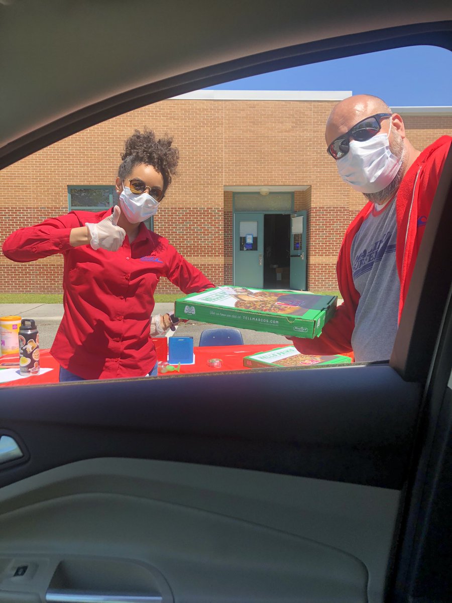 snbenjum's tweet photo. Best Principals ever! Love my admin and love my school! #MESwim2gether 
#malibuelementary 
#TeacherAppreciationWeek2020 https://t.co/wM4cW2fqy8