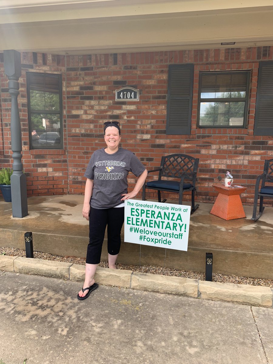 JenniferRader73's tweet photo. Happy Teacher Appreciation Week! What a special week driving to all ends of OKC and surrounding towns to see the best teachers ever!  We love our teachers and staff at Esperanza! @RedDirtRoss @gmberry @OKCPS https://t.co/e9xPACQNg5