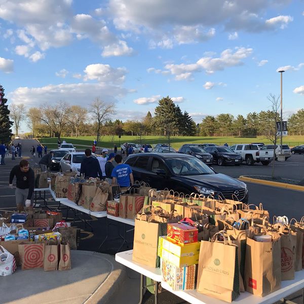 STA_BLASwim's tweet photo. The STA Community knows how to stepped up and help. The STA Auction was a huge success! STA had a food drive &amp; What a Food Drive! We had over 250 cars come through &amp; donate food to the Franciscan Brothers of Peace. The Class of 2020 is amazing!  #2020rocks! @CadetsBlueCrew https://t.co/XHBiKlzNNn