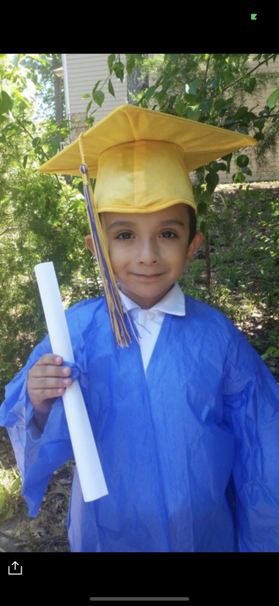 RCPS_EarlyLearn's tweet photo. So long ๐ Pre K watch out Kindergarten here I come. #peaceoutprek #prekvibes #soproudofyoubuddy https://t.co/vAhBCGD8ou