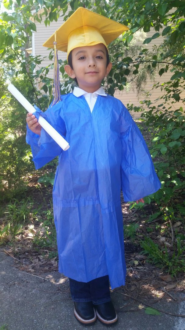 RCPS_EarlyLearn's tweet photo. So long ๐ Pre K watch out Kindergarten here I come. #peaceoutprek #prekvibes #soproudofyoubuddy https://t.co/vAhBCGD8ou