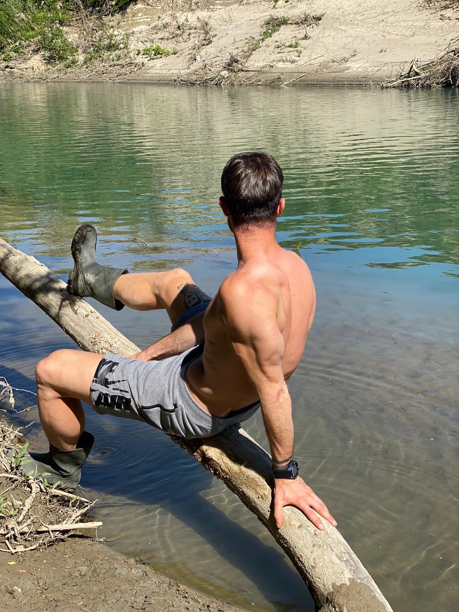 AlbertoCerri27's tweet photo. A spasso nel verde... #finalmente 🌿☀️🌊 https://t.co/Bzi8IShpog