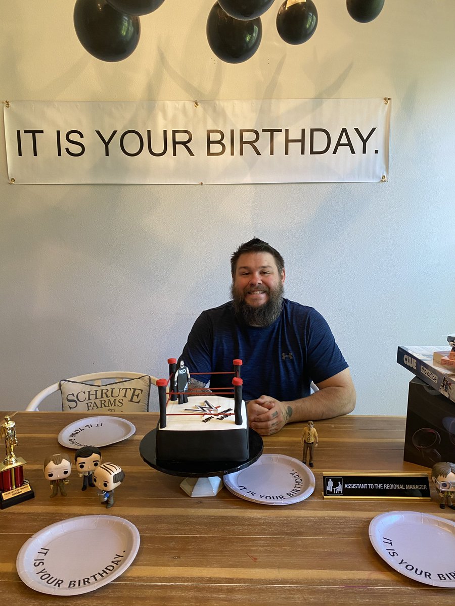 FightOwensFight's tweet photo. Thanks for all the birthday wishes, everyone! 

I hope you guys are having as great a day as I am. 

This is what my amazing wife and kids had waiting for me today...
I’m a very lucky man. https://t.co/bBsbwOGas7