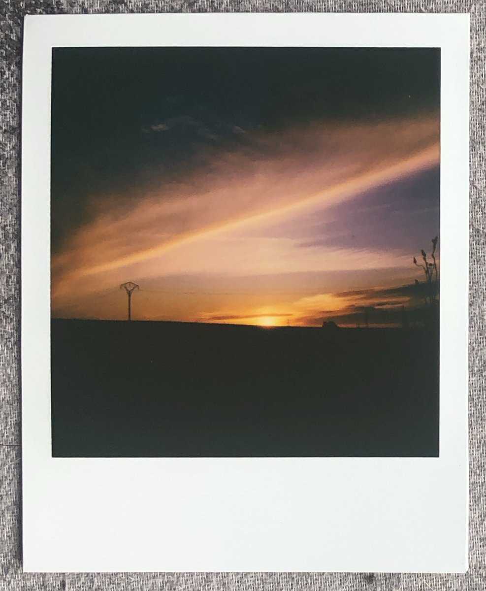 unknwn35mm's tweet photo. https://t.co/IobEVc70qa