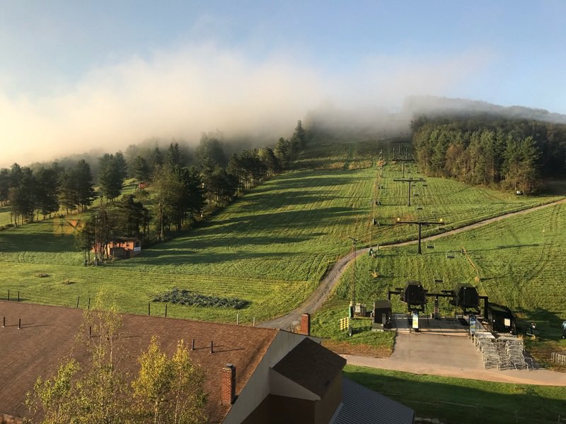 eatlivestay's tweet photo. @LiveaMemory @LisaRivera2207 @journiesofalife @ExpressionsSA @live4sights @CharlesMcCool @AlisonAndalucia @englandandiowa @suziday123 @ExploreFamily @Giselleinmotion @HHLifestyleTrav @ForeverLostInT2 @Italia @DemiCassiani @JetsettersFlyin @lizzie_hubbard2 @SteveKubota @LoriMoreno @pietrosd @talkavino @always5star @winetraveleats @realfoodtravel @LeesaTruesdell @whywouldyougo @GuessWhereIWent @GreenMochila @GFoodieFriends @RCGibby73 @MadHattersNYC What a tasty travel experience @LiveaMemory 😍 Our travel adventures have been more local lately. We did manage a RoadTrip to #MooThru in Virginia for some “Real Ice Cream from Real Dairy Farmers”. It was sooo yummy ❤️ #icecream https://t.co/wpxBvDbfYE