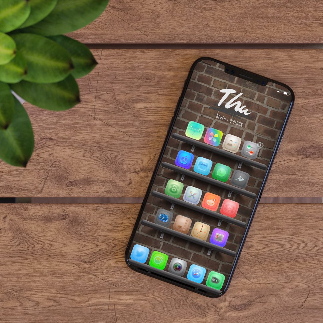 jacmeister's tweet image. Simple Thursday setup in tribute to some great work from @kyawthihaphyo   The wall and theme #ColorGlow are his and WGT is @ev_ynw