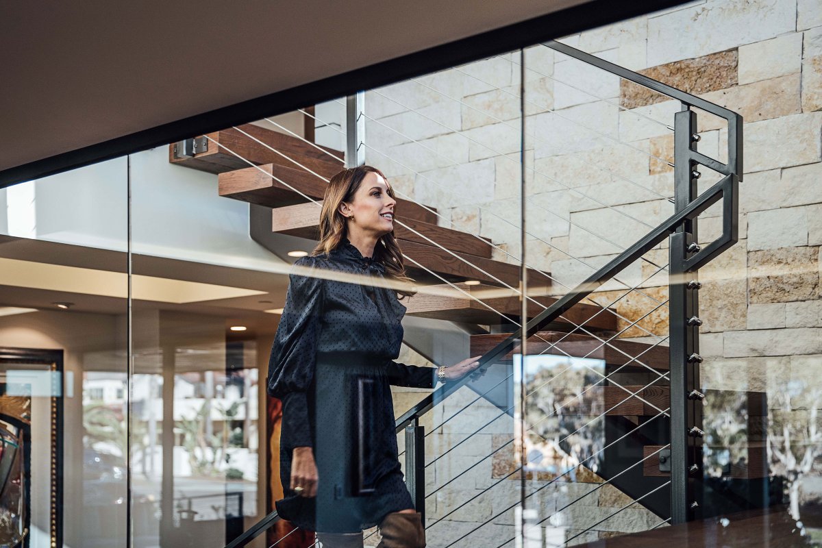We developed a luxe brand identity and website that represented Jennifer’s dynamic character, commitment to excellence, and personalized service. Check it out here: hubs.ly/H0qfGdK0 #brandidentity #brandingagency #growthagency #realestatemarketing