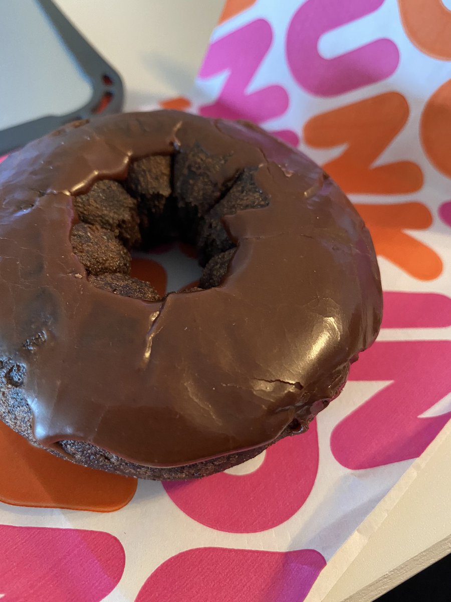 Have I mentioned lately how awesome <a href="/BrittanyGonser/">Dr. Brittany Gonser</a> is?? Feeling the love this teacher appreciation week 💕 I donut know what I would do without such a supportive team and principal! <a href="/BHKnights512/">Rhein Benninghoven Elementary</a> <a href="/dunkindonuts/">Dunkin'</a> #DunkinLovesTeachers